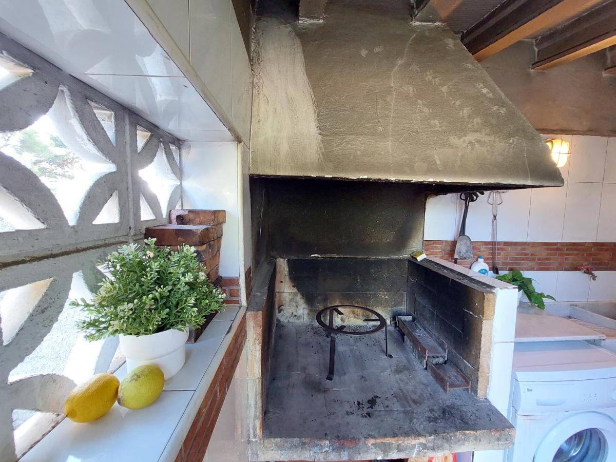 Rustico Con Piscina Y Barbacoa, Valencia Holiday home *