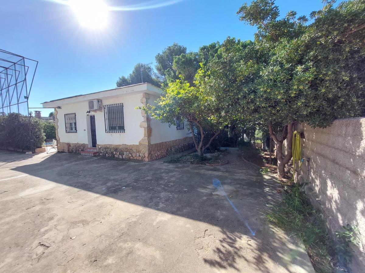 Holiday home Rustico Con Piscina Y Barbacoa, Valencia *
